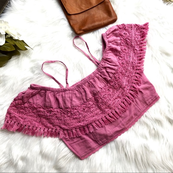 American Eagle Outfitters Tops - AEO American Eagle Outfitters Crochet Crop Top S